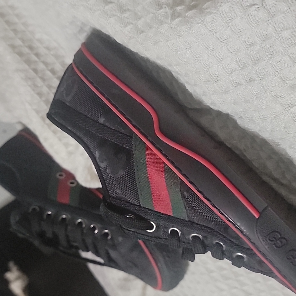 Gucci shoes